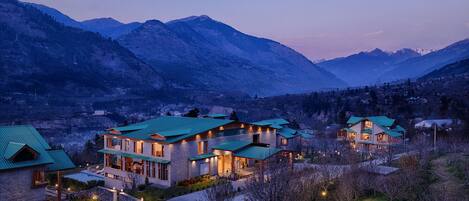 Fachada da propriedade