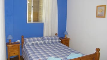 4 quartos, ferros/tábuas de passar roupa, Wi-Fi, roupa de cama