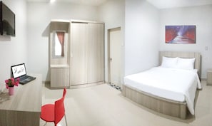 Premium bedding, desk, free WiFi, bed sheets