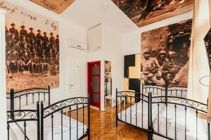 Shared Dormitory (Gallipoli Battle) | In-room safe, desk, soundproofing, iron/ironing board - Hostel Franz Ferdinand (Sarajevo)