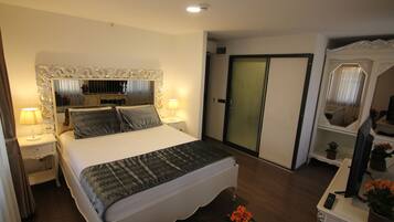 Habitación Deluxe | Minibar, cortinas blackout, insonorización y wifi gratis