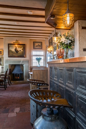 Dining - The Cow Dalbury (Ashbourne)