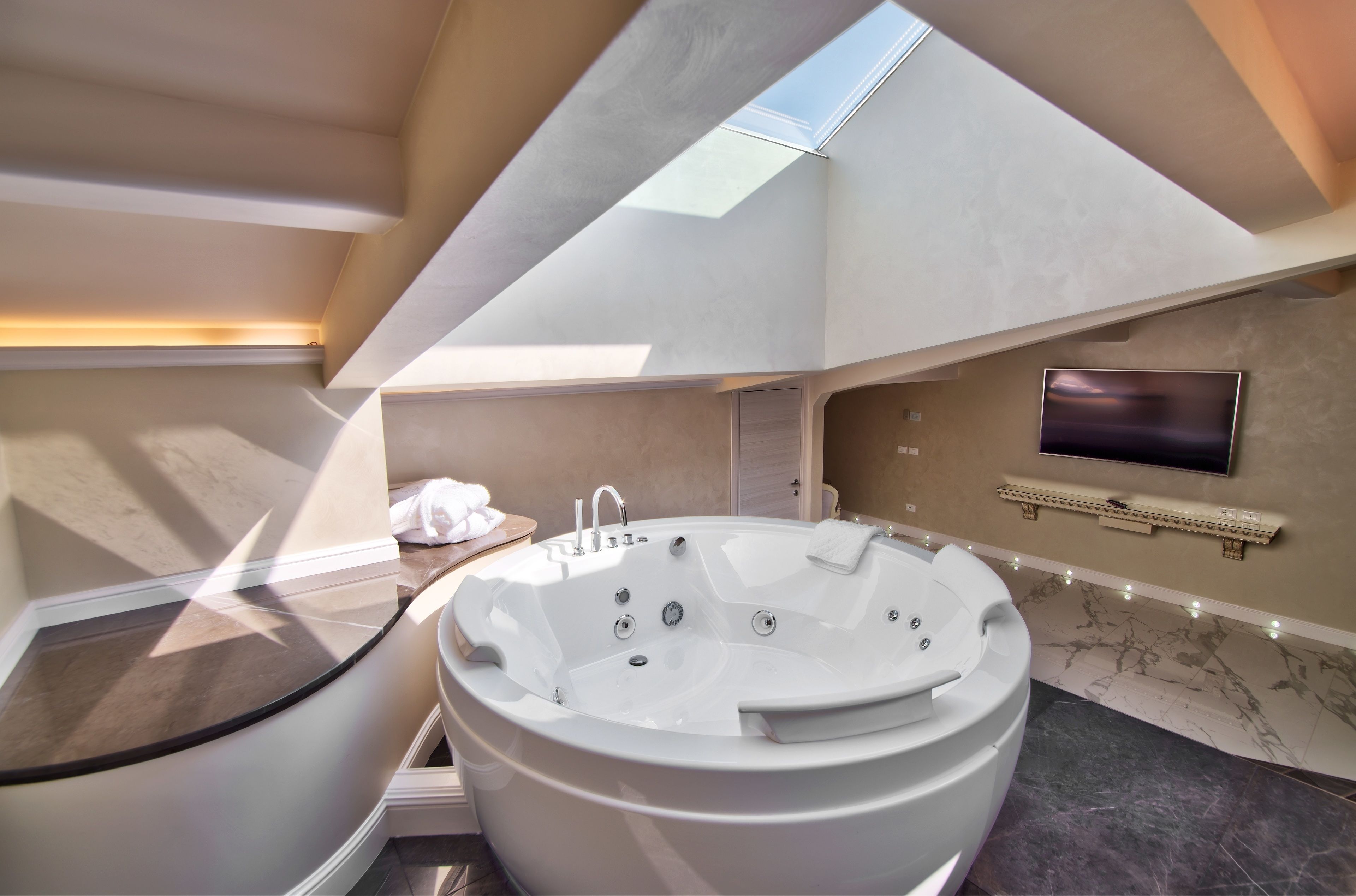 jetted bathtub