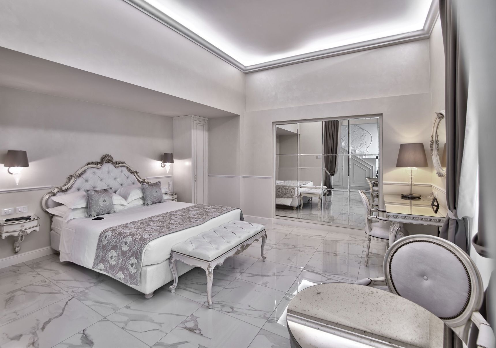 1 bedroom, Frette Italian sheets, premium bedding, down duvets