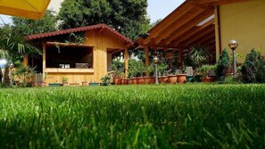 Property grounds - Hotel Kruja (Tirana)