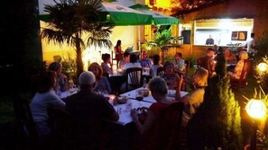 Outdoor dining - Hotel Kruja (Tirana)