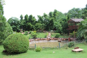 Property grounds - Surjivan Resort (Taoru)