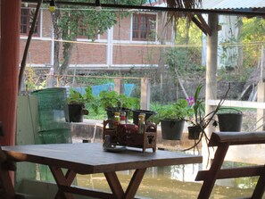 Breakfast and lunch served, Thai cuisine - Moutain View Guest House (Sukhothai)
