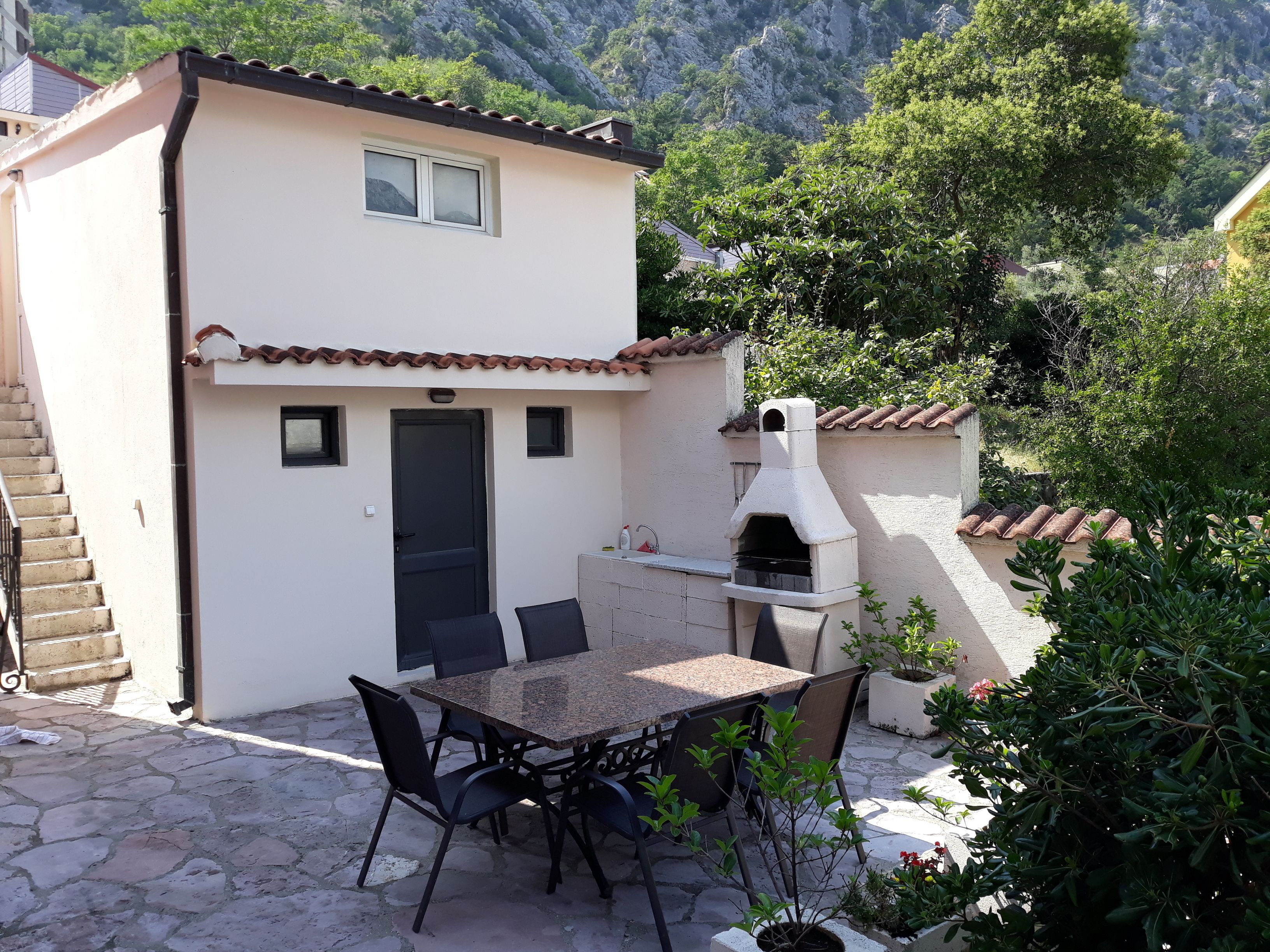 Grill-/Picknickplatz