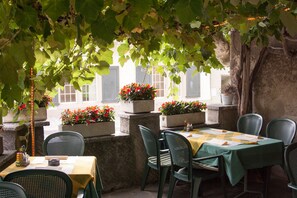Garden - Hotel de la place (Corsier-sur-Vevey)
