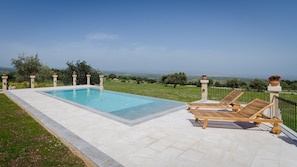Outdoor pool - Idyllic country house, panoramic pool with sea views, quiet, WiFi, heating, 7 people (Siracusa)