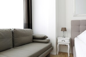 Fernseher, Stereoanlage