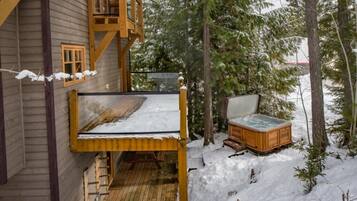 Bain à remous extérieur