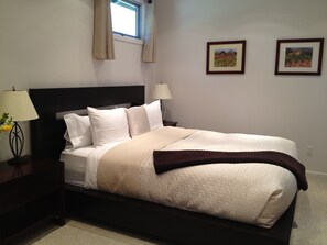 1 soverom, safe på rommet, skrivebord og strykejern/-brett