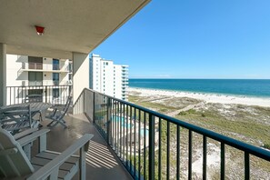 Property grounds - Phoenix VII 817 | Beachfront Corner Condo | Winter Rates | My Beach Getaways (Orange Beach)