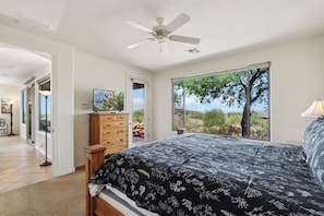 2 Schlafzimmer, Schreibtisch, Bügeleisen/Bügelbrett, kostenloses WLAN