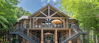 30% off until June, Huge View, Pointe Lot, Dock, Pontoon, Theater, Fire Pit,WOW