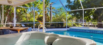 Fun! Boat Rental, Pool, Hot tub, Fish, Near Beach