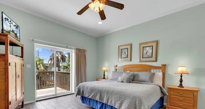 Gorgeous 5 Bdrm Beach Home With Private Pool And Direct Beach Access