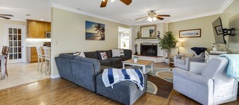 Disneyland, Beach and Much More! 