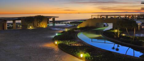 屋外プール、温水プール