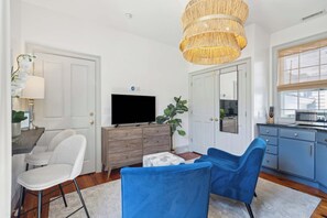 スマートテレビ、書斎 / ワークスペース