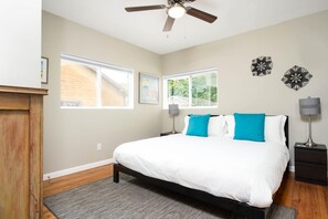 2 bedrooms, in-room safe, iron/ironing board, free WiFi