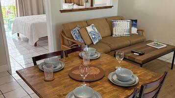 1 camera, materassi in memory foam, ferro/asse da stiro