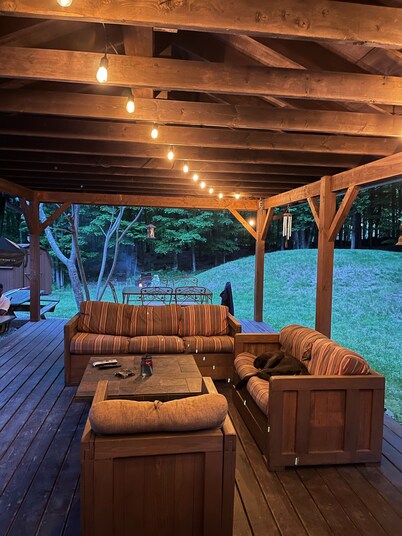 Heaven Lane! Heaven it is! Sleeps 15