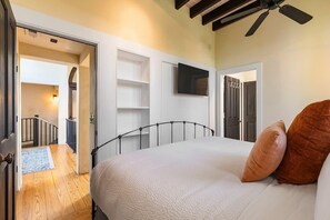 3 Schlafzimmer, Bügeleisen/Bügelbrett, Reisekinderbett, WLAN