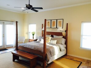6 bedrooms, desk, iron/ironing board, WiFi