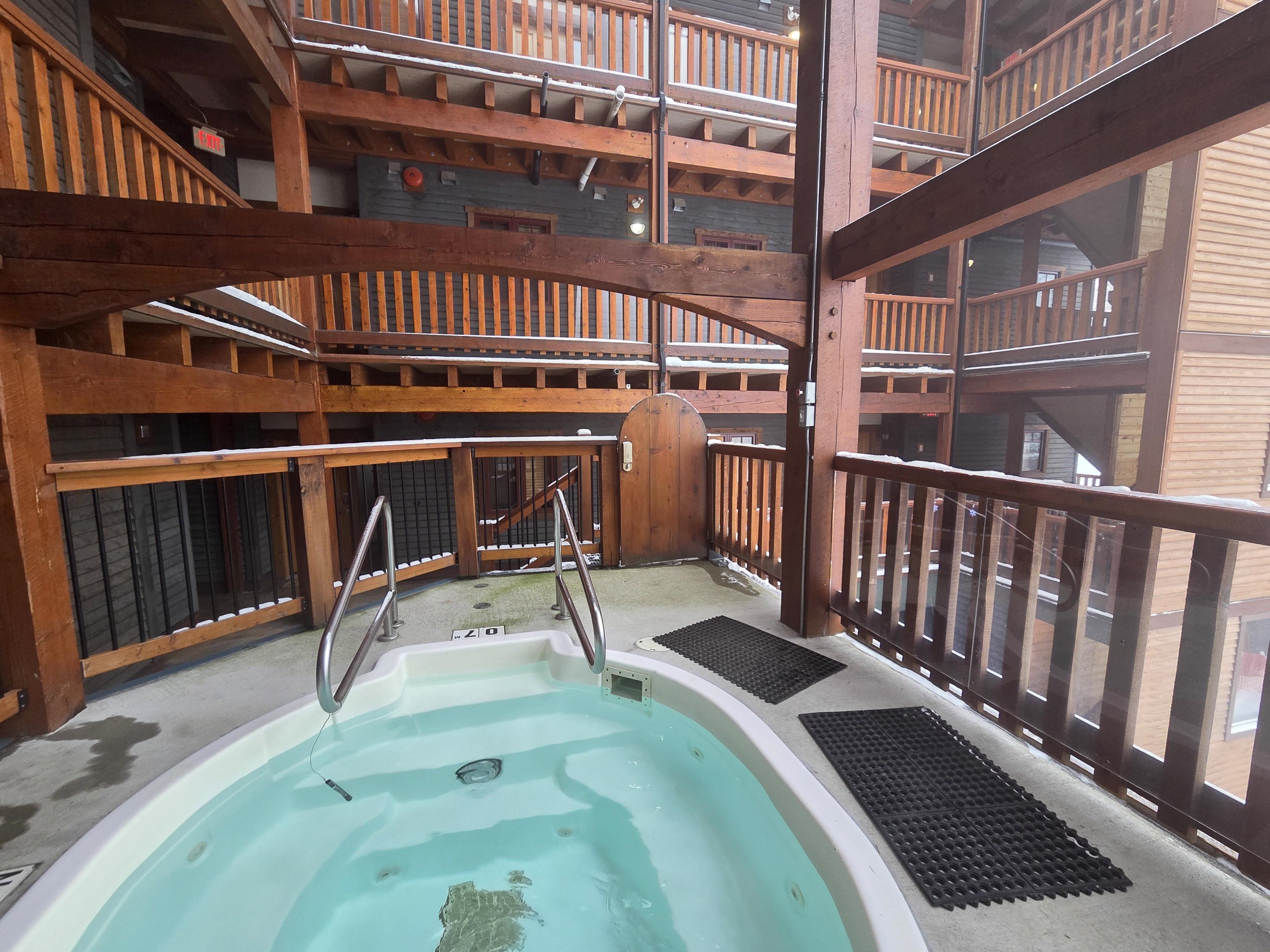 Bain à remous intérieur