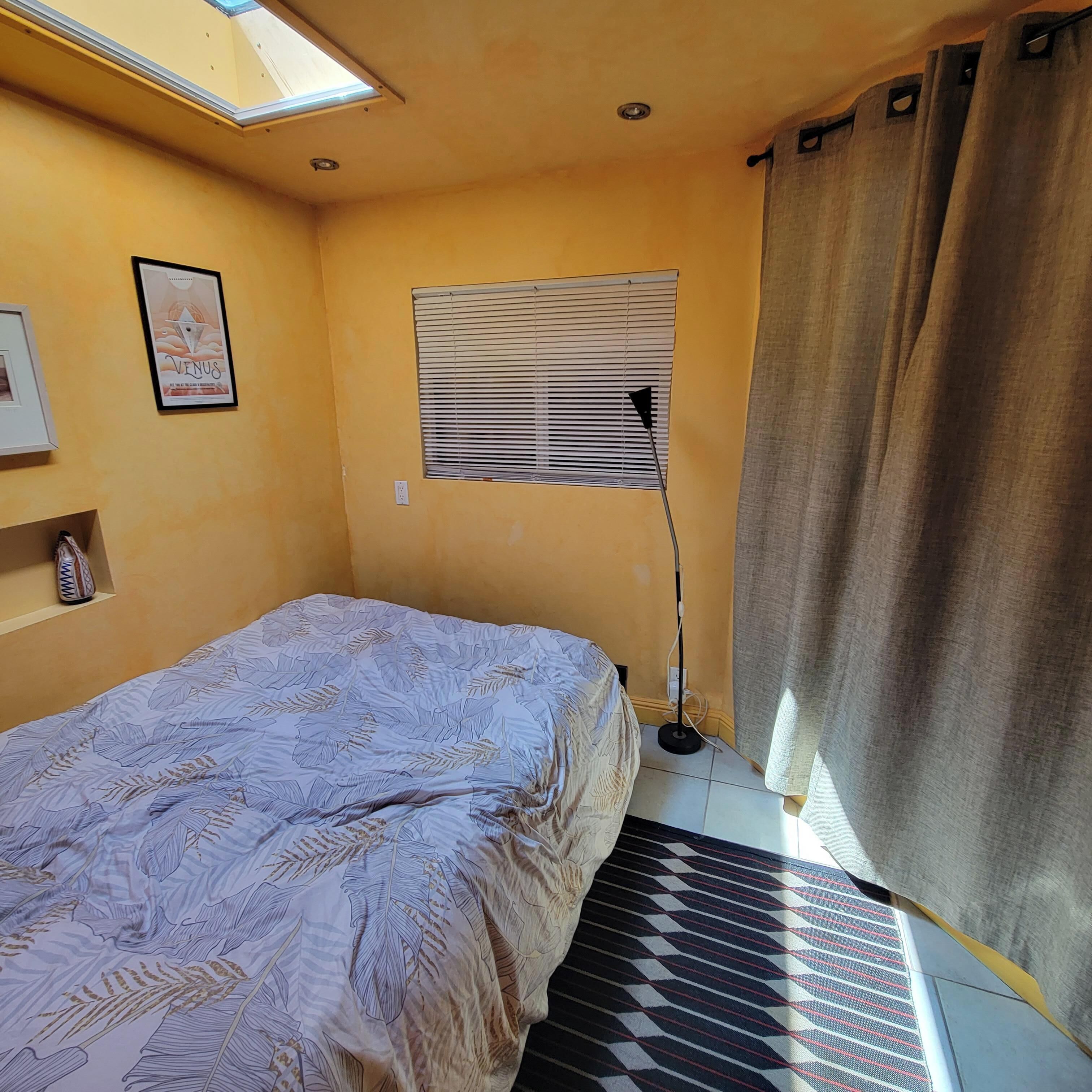 1 多间卧室、办公桌、熨斗/熨衣板、免费 WiFi