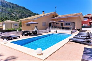 Pool - CHALET MONTESOL, LUXURY IN THE BEST AREA OF LA DROVA, NEXT TO GANDIA (barx)