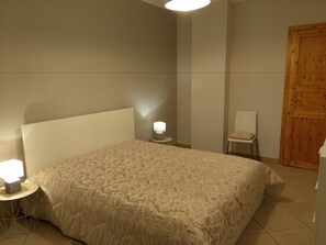 Habitació doble o amb dos llits individuals Deluxe, 1 dormitori, bany privat, vistes a l'oceà | Llençols italians de la marca Frette i roba de llit d'alta qualitat 