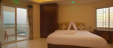 华丽套房 | 办公桌、免费 WiFi