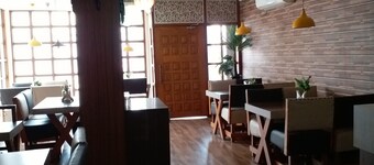 ホテル マハラクスミ インド ミャンマー