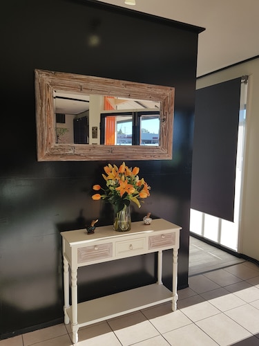 Town House Motor Inn