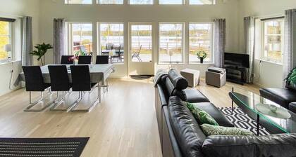 4 bedroom awesome home in Skillingaryd