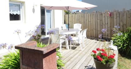 House 200 m from the beaches (St Cava)