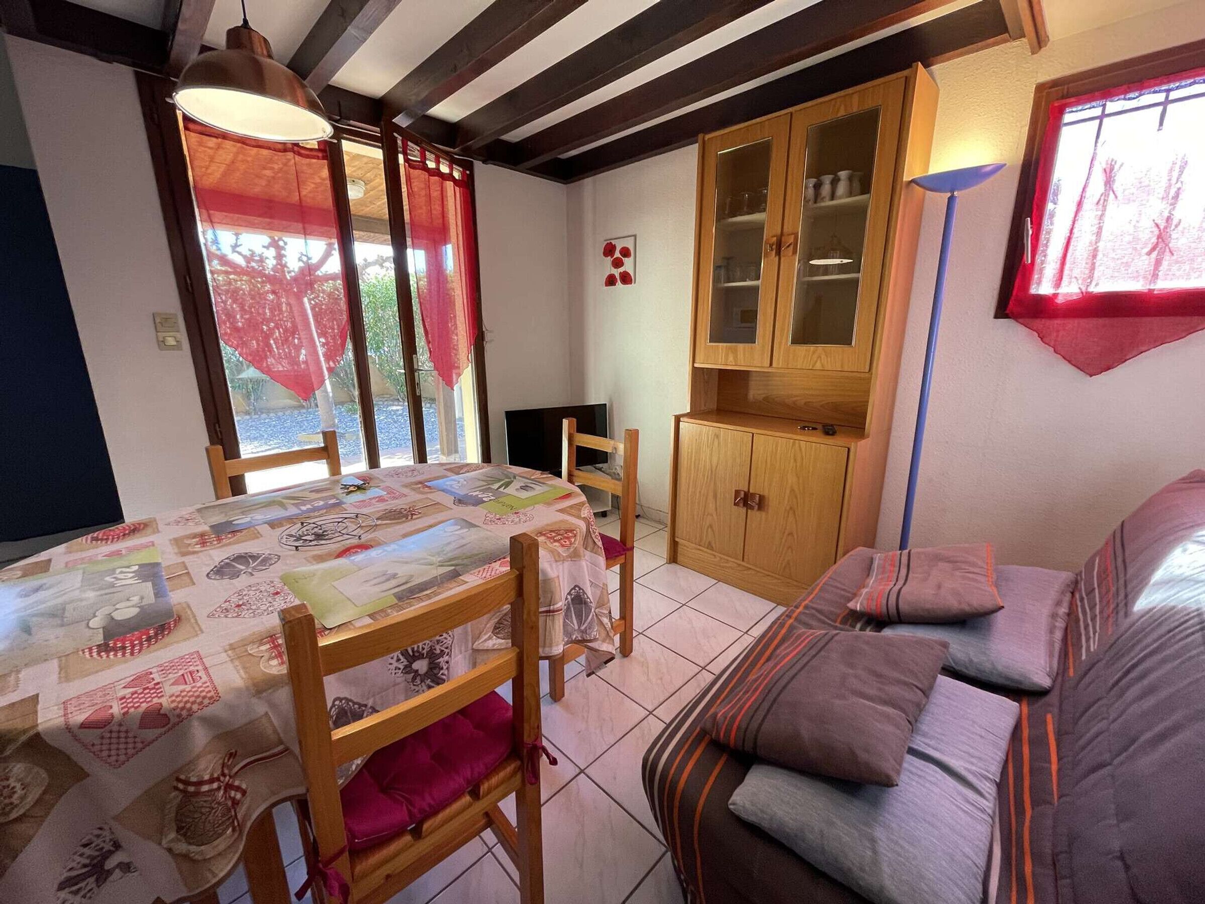 2 bedrooms