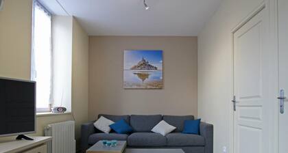 Terraced house in Pontorson with WiFi, pet-friendly, and parking