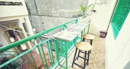 Hanah's Tiny Hanoi Homestay