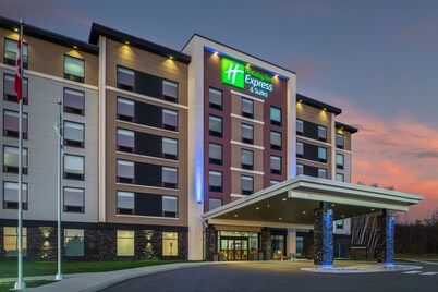 Holiday Inn Express & Suites Moncton by IHG