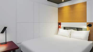 Desk, free cots/infant beds, free WiFi, bed sheets