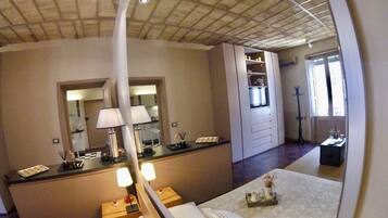 1 chambre, fer et planche Ă repasser, Wi-Fi gratuit, draps fournis