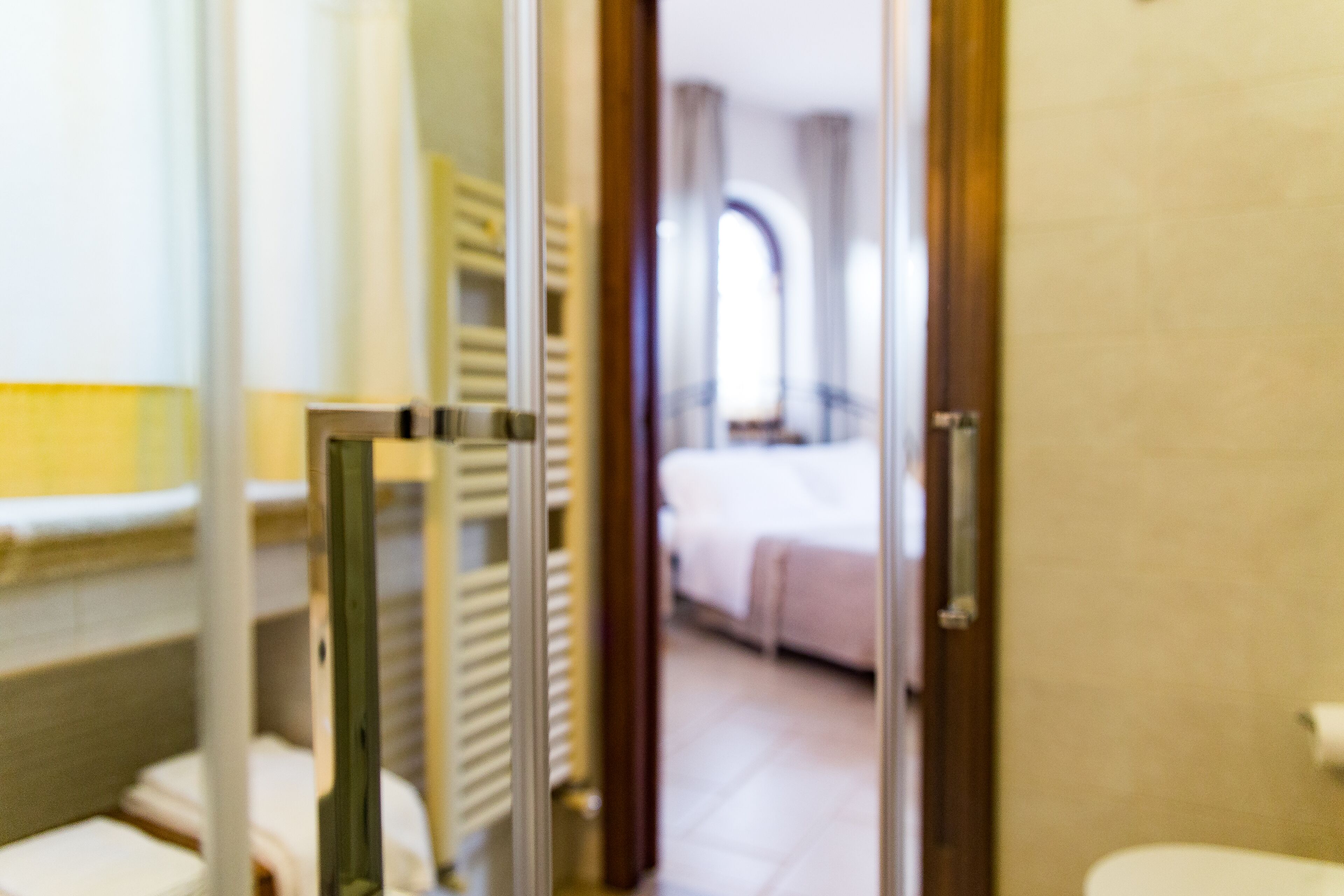 Superior Double Room, 1 Bedroom | Bathroom shower