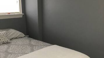 Premium bedding, free WiFi