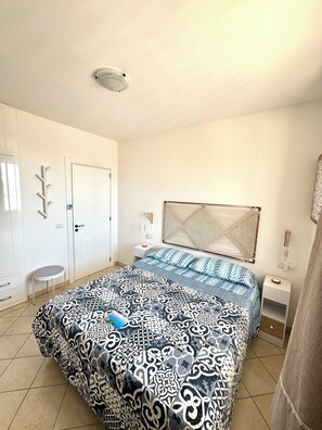 Habitación doble Confort | Ropa de cama de alta calidad, camas con efecto memoria y insonorización 