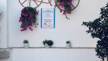 Mặt tiền nơi lưu trú